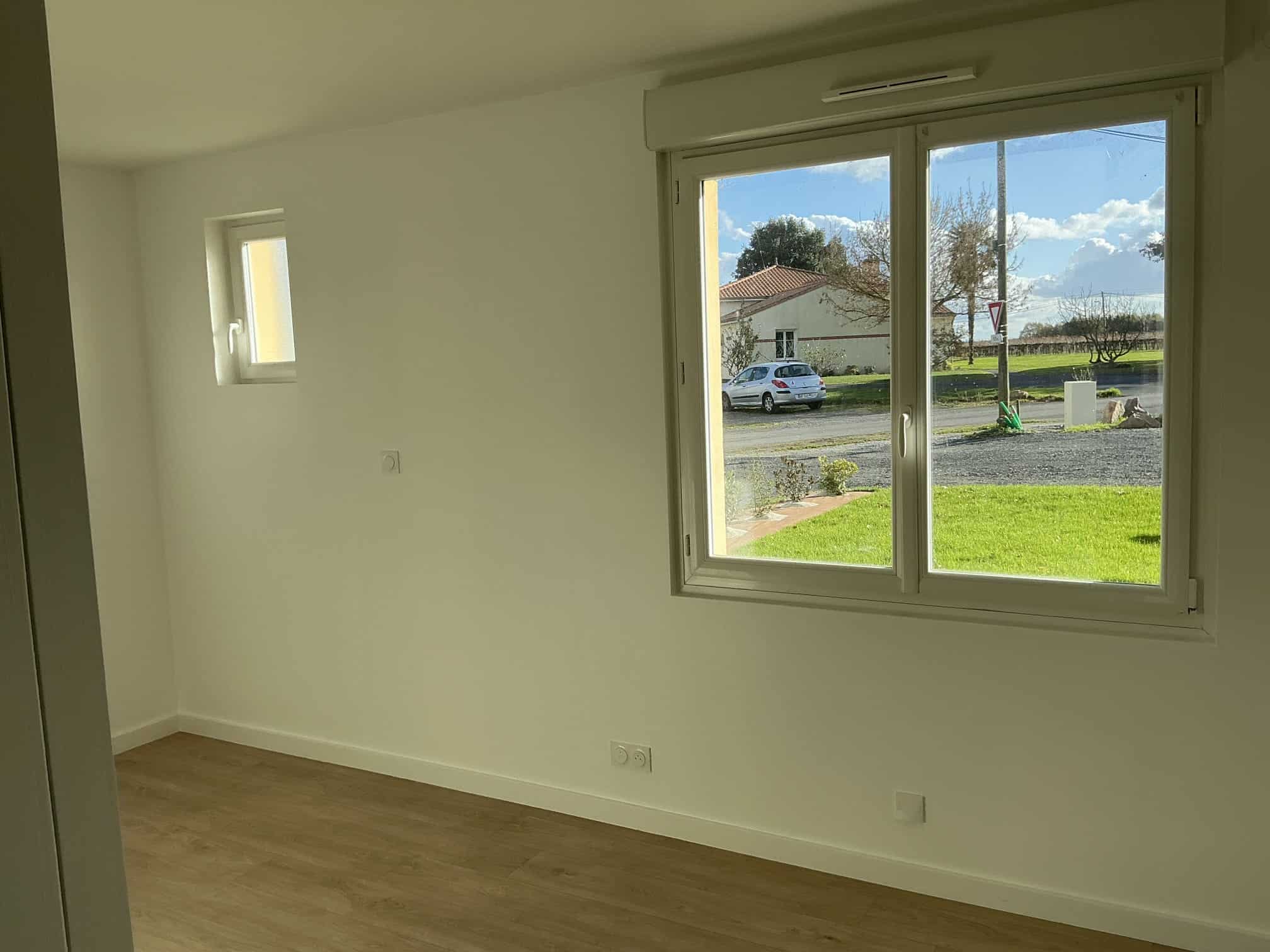 photo d'une rénovation complète d'une maison à St Lumine de Clisson pour la création de 3 locatifs