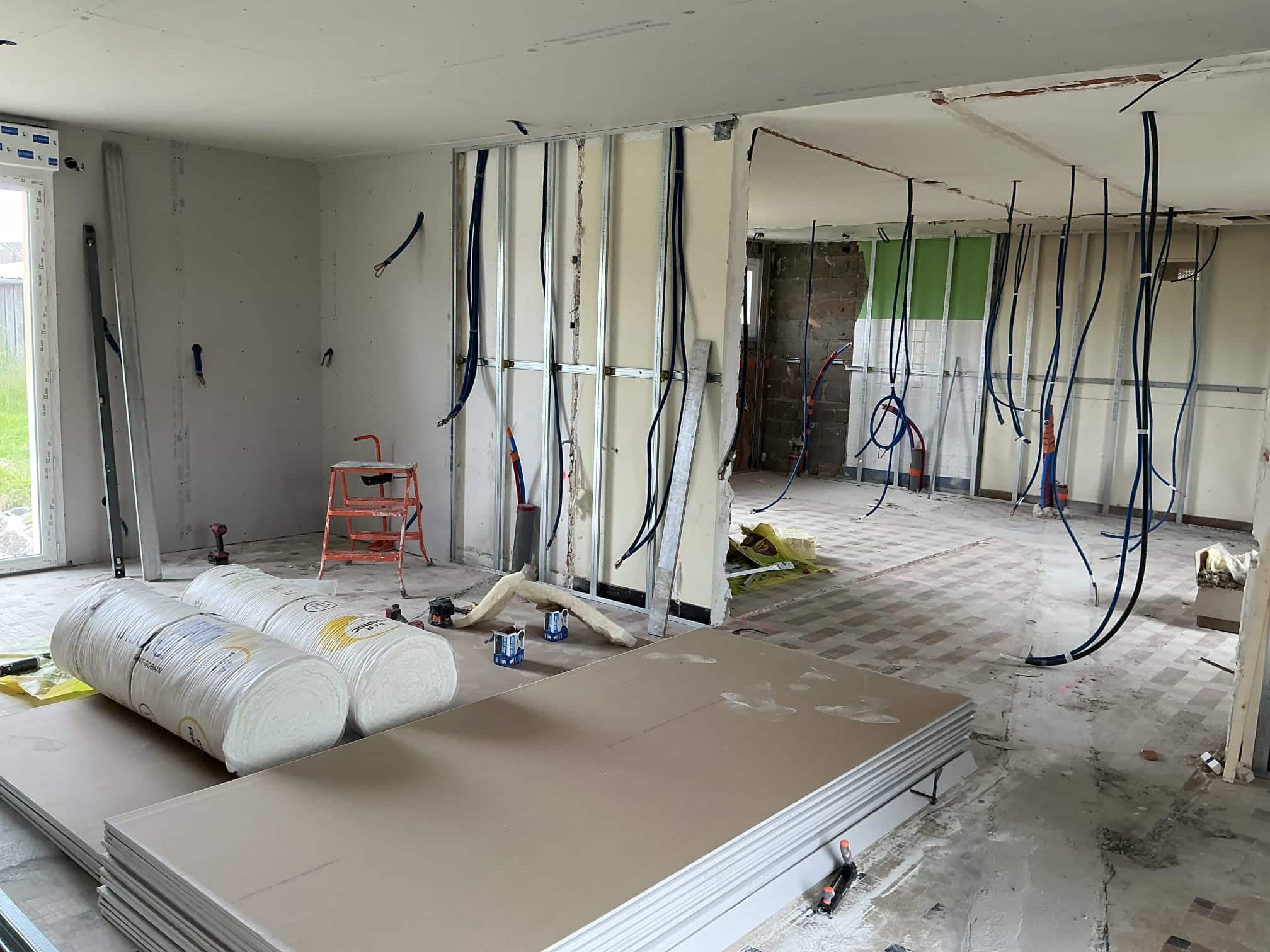 photo d'une rénovation complète d'une maison à St Lumine de Clisson pour la création de 3 locatifs