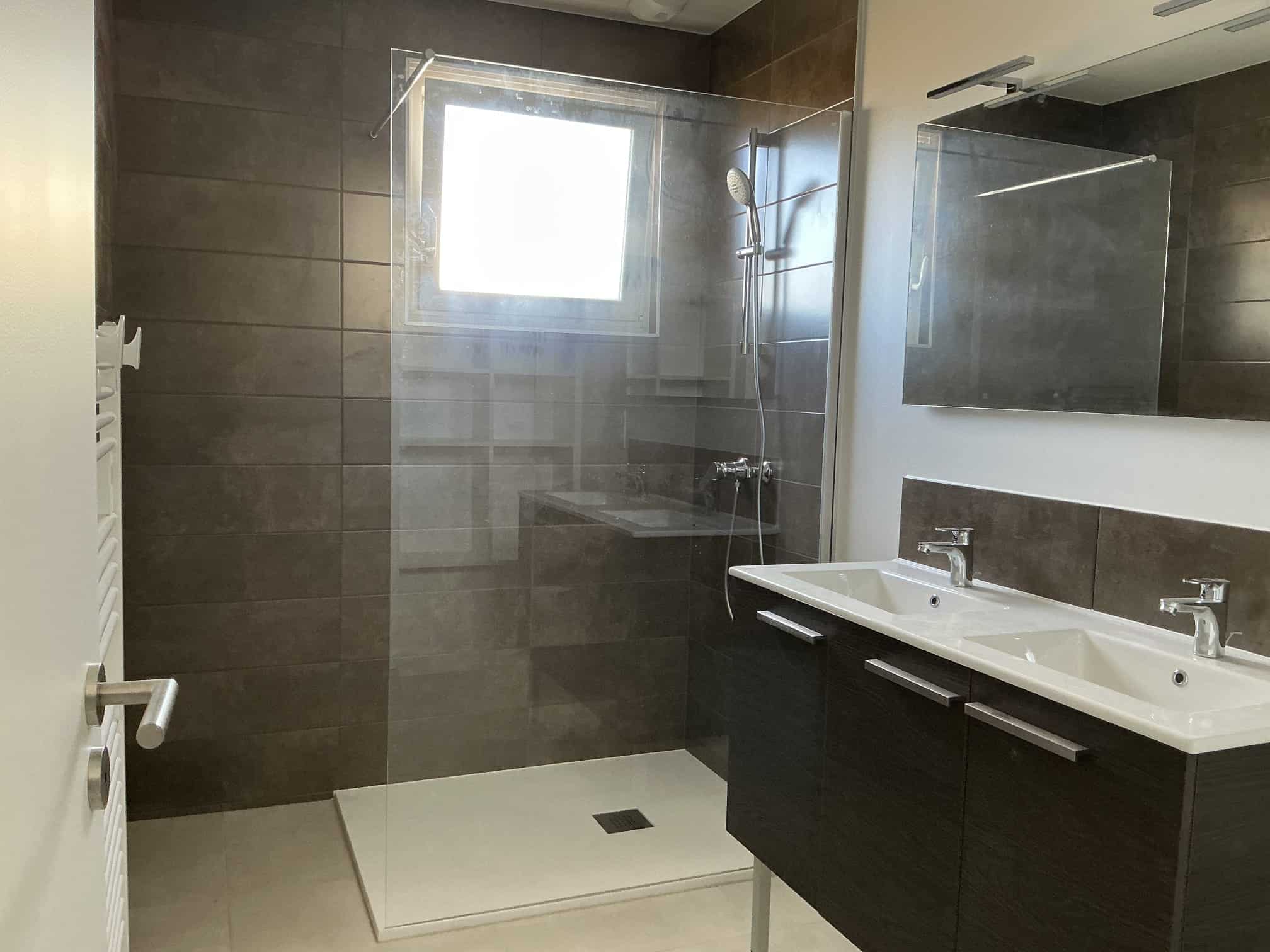 photo d'une rénovation complète d'une maison à St Lumine de Clisson pour la création de 3 locatifs